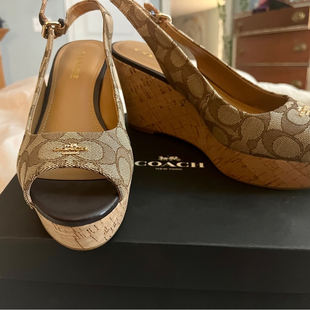 Brand New Coach wedges 8.5